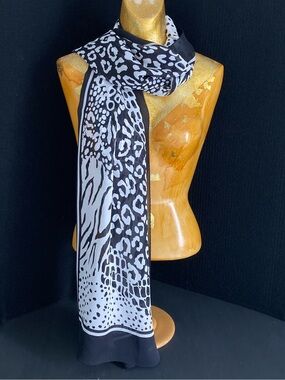 Carlisle Komen 2012-2013 Black & White Animal Print Silk Scarf New Old Stock